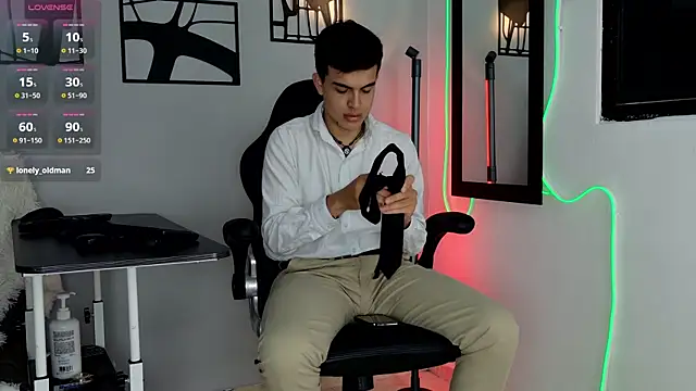 Snapshot of nico_pelusa chatting on March 2026 10:54:01 AM nico pelusa online show from March 2026 10:54:01 AM