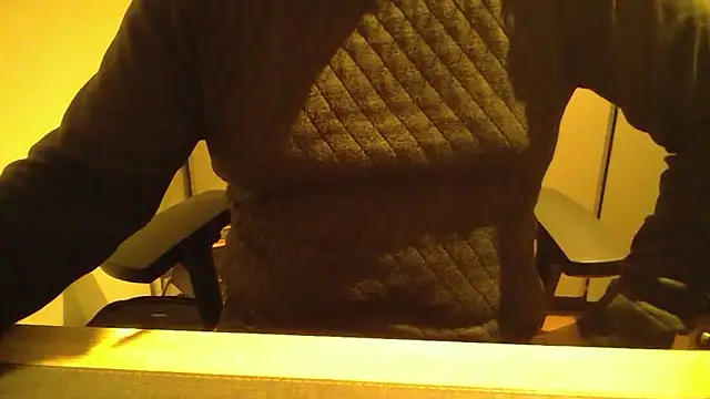 Snapshot of ViveLaFrance2026 chatting on March 2026 05:15:01 PM ViveLaFrance2026 online show from March 2026 05:15:01 PM