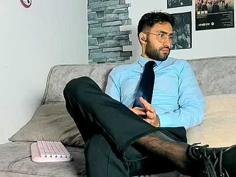 Justdavid  online show from May 2026 08:18:01 PM