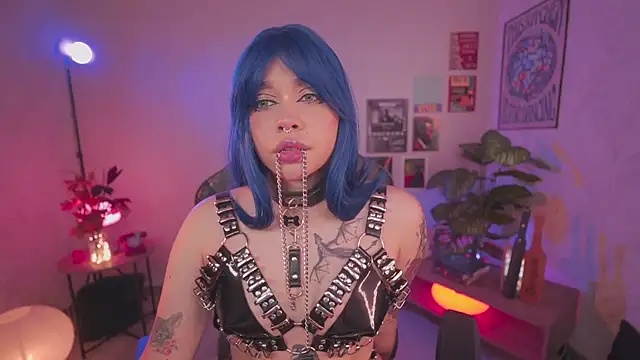 Snapshot of violette_clerk1_ chatting on February 2026 08:43:01 PM violette clerk1 online show from February 2026 08:43:01 PM