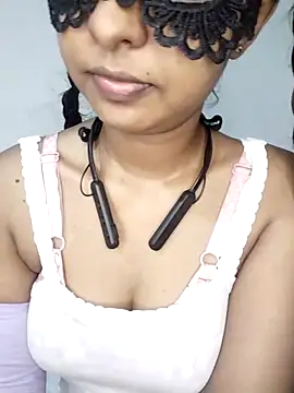 Snapshot of ASHANYA_JAYASOORIYA chatting on May 2026 05:05:01 AM ASHANYA JAYASOORIYA online show from May 2026 05:05:01 AM