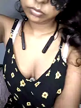 Snapshot of ASHANYA_JAYASOORIYA chatting on May 2026 08:54:01 AM ASHANYA JAYASOORIYA online show from May 2026 08:54:01 AM