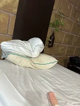 Zooziie online show from February 2026 06:10:02 AM