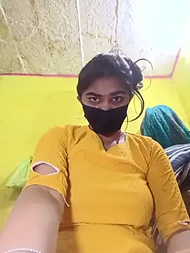 Snapshot of Cute_Mahek99 chatting on June 2026 10:49:02 PM Cute Mahek99 online show from June 2026 10:49:02 PM
