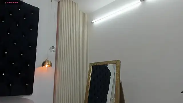 Snapshot of MaddyWright chatting on February 2026 07:34:02 PM MaddyWright online show from February 2026 07:34:02 PM