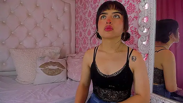 Snapshot of Mai_Rouse chatting on March 2026 02:46:02 PM Mai Rouse online show from March 2026 02:46:02 PM