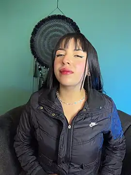 Snapshot of _Mishell22 chatting on February 2026 04:02:01 PM Mishell22 online show from February 2026 04:02:01 PM