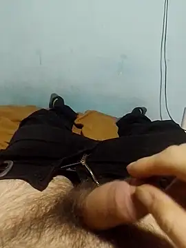 Churrillo online show from May 2026 01:00:01 AM