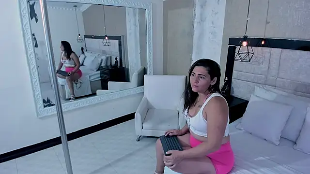 Snapshot of SofiaGarciaa chatting on March 2026 12:11:01 PM SofiaGarciaa online show from March 2026 12:11:01 PM