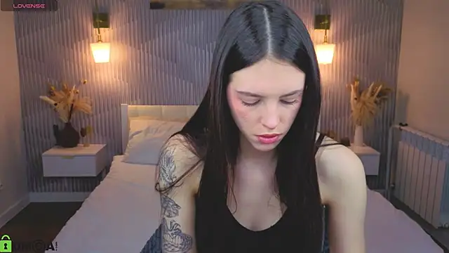 elise robbie online show from April 2026 01:07:02 AM