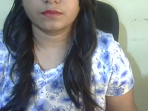 Aniya Hazel online show from February 2026 07:56:01 PM