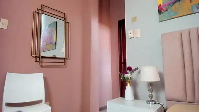 Snapshot of KatrionaNyx chatting on February 2026 06:52:01 PM KatrionaNyx online show from February 2026 06:52:01 PM