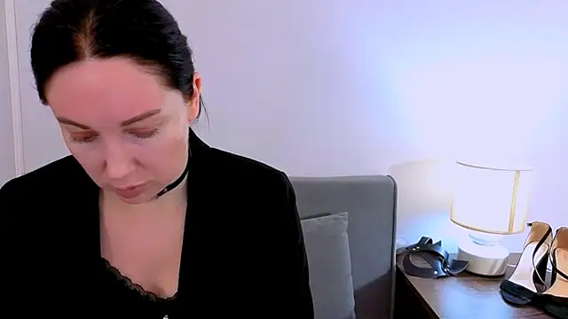 Snapshot of MiaFair chatting on March 2026 04:14:02 PM MiaFair online show from March 2026 04:14:02 PM