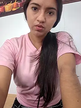 Snapshot of DulceCaroX chatting on May 2026 12:34:02 PM DulceCaroX online show from May 2026 12:34:02 PM