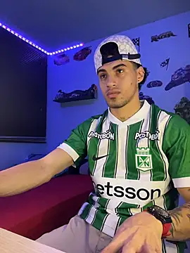 Snapshot of TOMAS_CONOR chatting on February 2026 01:40:02 AM TOMAS CONOR online show from February 2026 01:40:02 AM