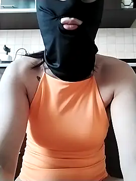 Snapshot of Honeybby1 chatting on March 2026 07:47:02 AM Honeybby1 online show from March 2026 07:47:02 AM