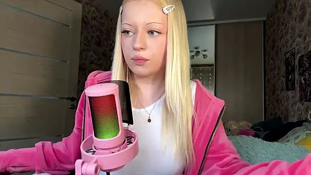 JeneeBIanks online show from February 2026 11:41:01 AM