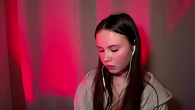 MarylynnSimens online show from February 2026 07:12:01 PM