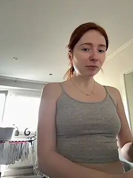 HoneyBunny18 online show from February 2026 01:21:02 PM