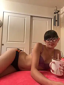 Snapshot of Brunettefantasy4848 chatting on May 2026 04:30:02 AM Brunettefantasy4848 online show from May 2026 04:30:02 AM