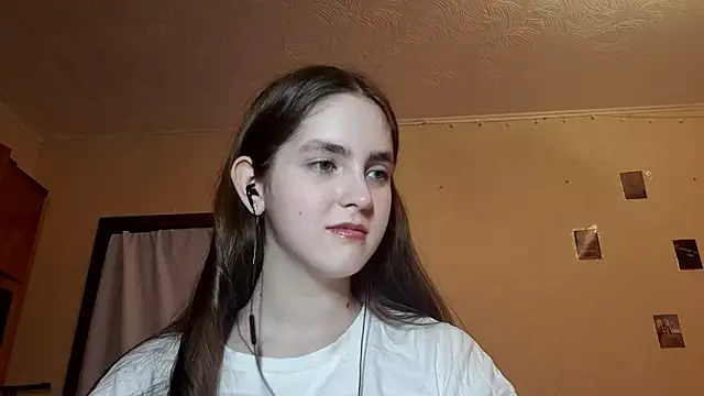 Snapshot of Katelemon chatting on February 2026 12:13:02 PM Katelemon online show from February 2026 12:13:02 PM