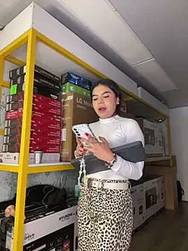 Snapshot of Ambarina_ chatting on May 2026 11:51:02 AM Ambarina online show from May 2026 11:51:02 AM