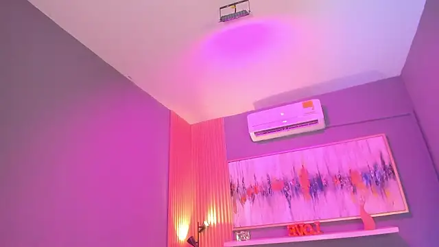 Snapshot of janinne_lu chatting on February 2026 10:57:01 AM janinne lu online show from February 2026 10:57:01 AM