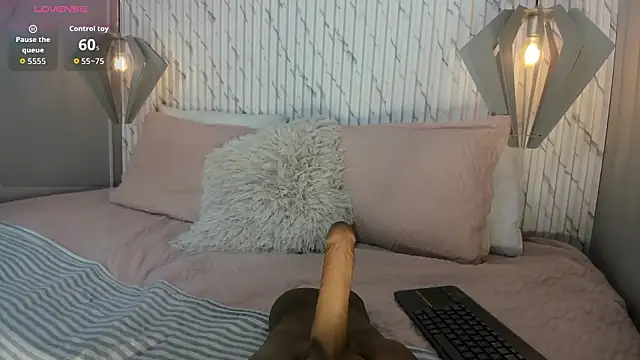 Snapshot of Kataleya_west chatting on February 2026 07:14:02 PM Kataleya west online show from February 2026 07:14:02 PM