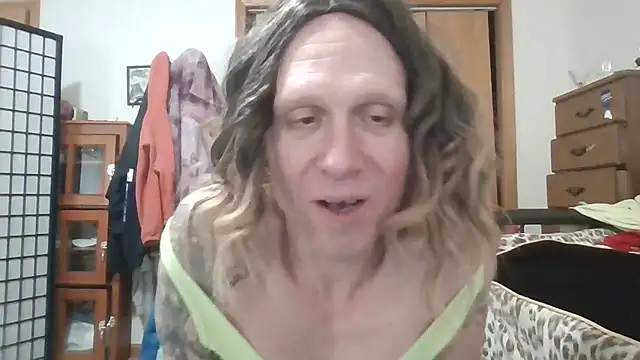 Snapshot of jersierosexx chatting on February 2026 03:54:02 PM jersierosexx online show from February 2026 03:54:02 PM