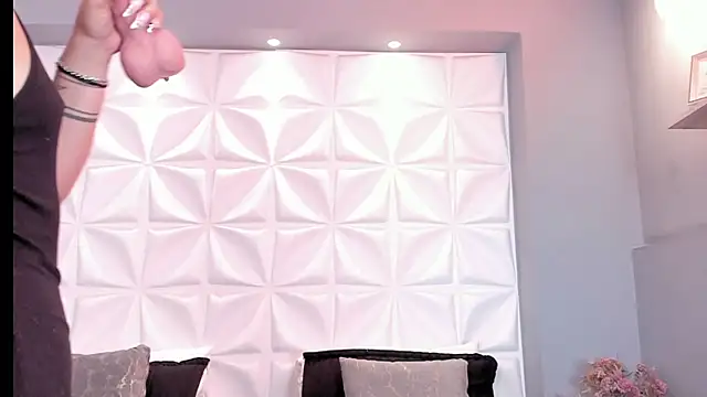 Snapshot of EXTRAHORNYNINA chatting on February 2026 01:22:01 PM EXTRAHORNYNINA online show from February 2026 01:22:01 PM