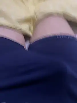 comokalii online show from February 2026 10:00:02 PM