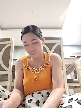 Snapshot of lris-Beauty77 chatting on February 2026 11:25:01 PM lris-Beauty77 online show from February 2026 11:25:01 PM