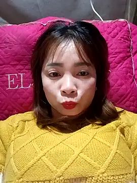 Snapshot of Him_MountainGirl26 chatting on February 2026 10:05:02 AM Him MountainGirl26 online show from February 2026 10:05:02 AM