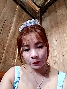 Snapshot of Him_MountainGirl26 chatting on February 2026 08:57:01 AM Him MountainGirl26 online show from February 2026 08:57:01 AM