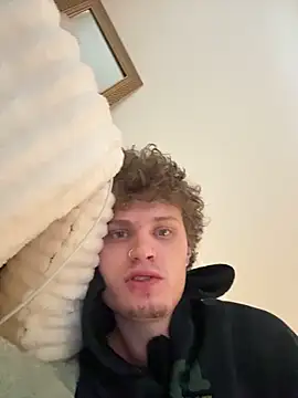 PAPITRVN online show from February 2026 12:30:02 AM