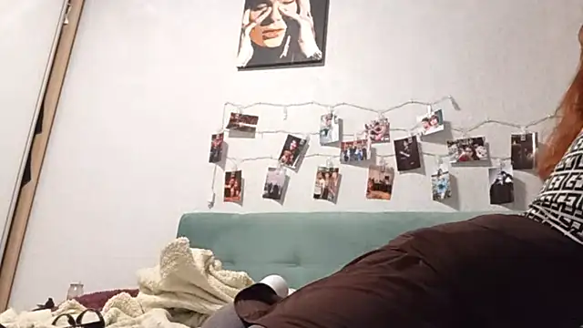 Snapshot of DizzyRina chatting on March 2026 03:47:01 PM DizzyRina online show from March 2026 03:47:01 PM