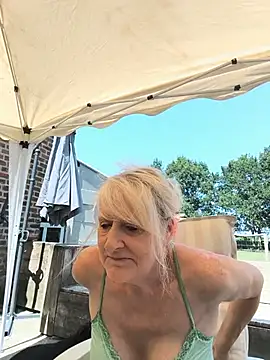 Snapshot of Heidiblueeyes chatting on July 2026 11:05:02 AM Heidiblueeyes online show from July 2026 11:05:02 AM