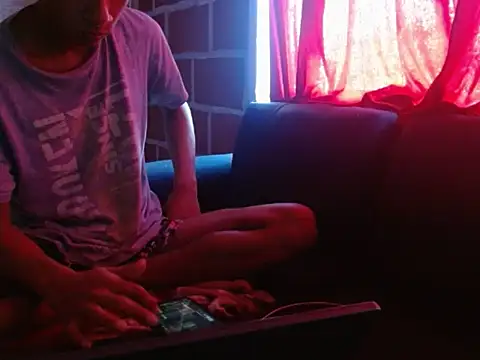 Billie Turneer online show from February 2026 06:18:01 PM