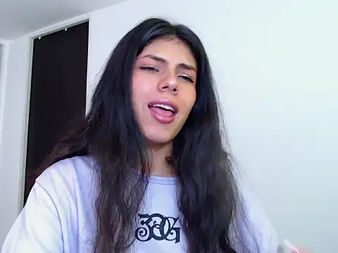 Snapshot of Mini_Sky chatting on February 2026 01:21:01 PM Mini Sky online show from February 2026 01:21:01 PM