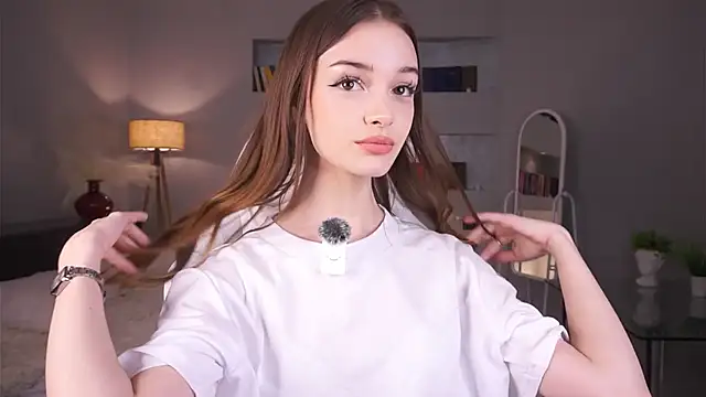 JodiAwyie online show from February 2026 05:13:02 PM