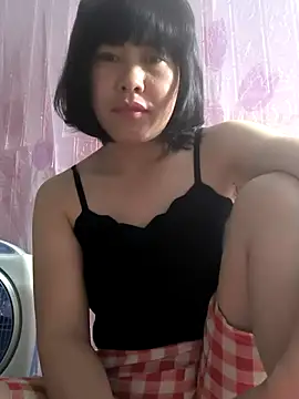 juicy-milu online show from May 2026 11:14:02 PM