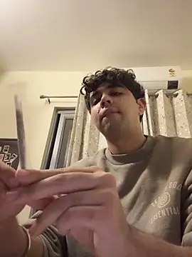 Snapshot of lucasmaxtoy chatting on February 2026 08:08:02 PM lucasmaxtoy online show from February 2026 08:08:02 PM