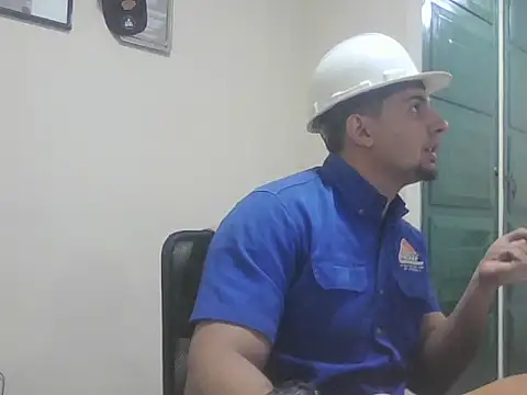 Jaramill07 online show from March 2026 12:01:02 PM