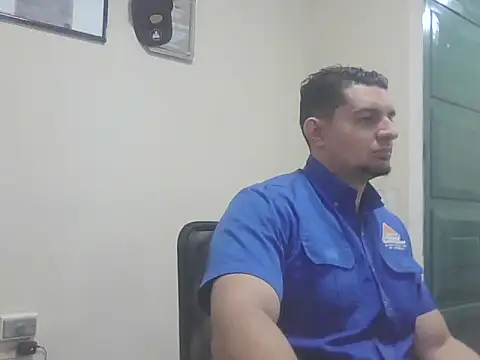 Jaramill07 online show from March 2026 11:49:01 AM