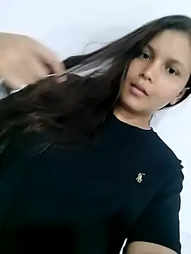 DiamanteSafiro online show from February 2026 09:03:02 PM