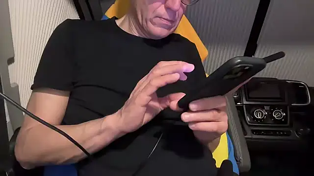 Snapshot of rotoli chatting on February 2026 10:41:02 PM rotoli online show from February 2026 10:41:02 PM