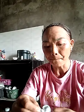 Snapshot of elen8800 chatting on March 2026 04:25:01 AM elen8800 online show from March 2026 04:25:01 AM