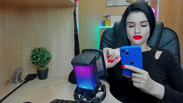 KristiTopxx online show from January 2025 06:20:02 PM