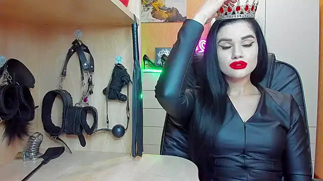 KristiTopxx online show from September 2025 07:18:02 PM