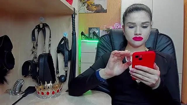 KristiTopxx online show from December 2025 06:39:01 PM